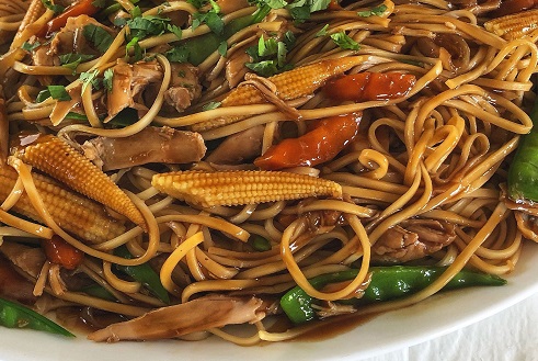 The Perfect Slow Cooker Lo Mein Recipe